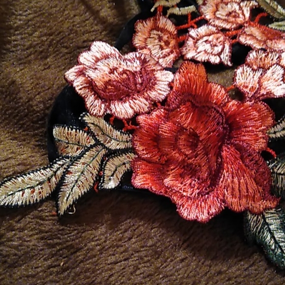 Flower bra size XL - Picture 2 of 3